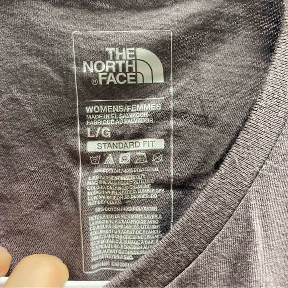 North Face Tee - Picture 3 of 3